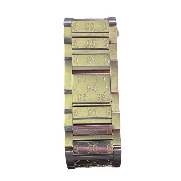 Gucci 23mm Stain Steel Diamond Twirl Bangle Watch